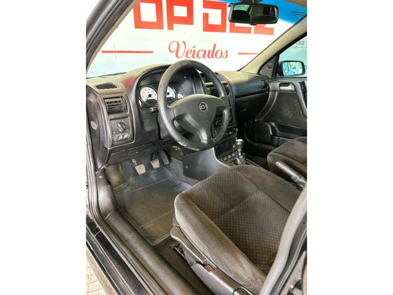 CHEVROLET - ASTRA - 2011/2011 - Preta - R$ 39.900,00